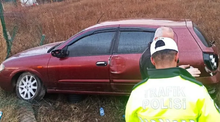 Kontrolden çıkan araç şarampole girdi: 1 yaralı