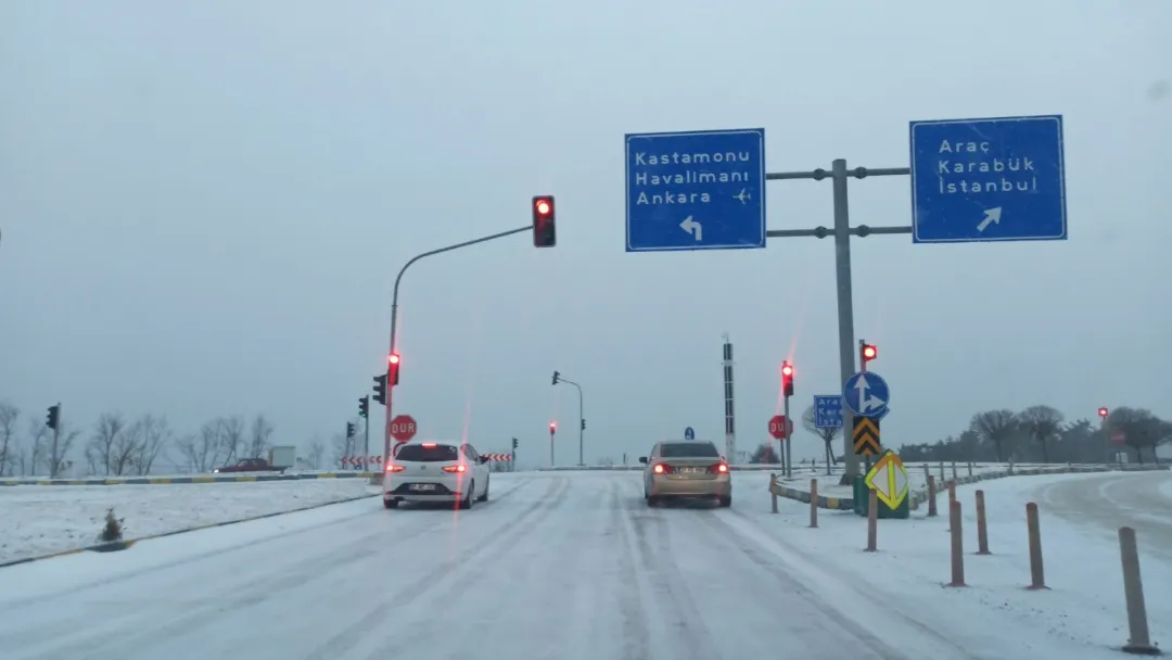 Kastamonu yeni güne karla uyandı!