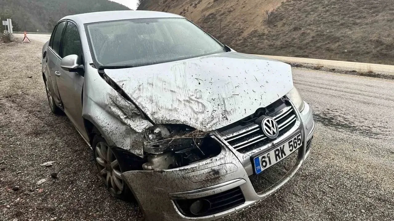 Beşdeğirmenler mevkisinde trafik kazası: 3 Yaralı