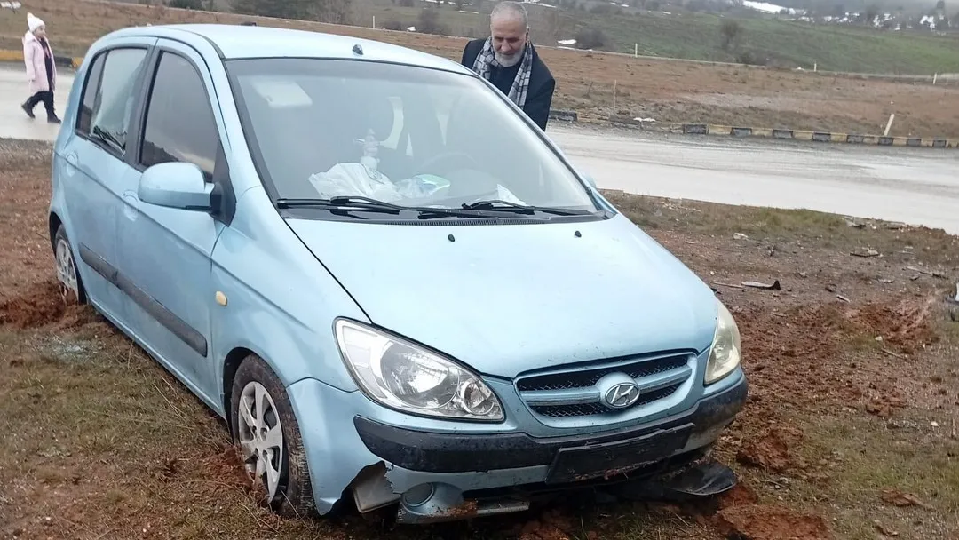 Devrekani kavşağında kaza: 4 kişi hafif yaralandı