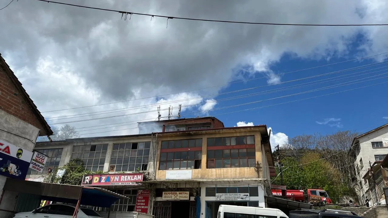 Kastamonu’da bir iş yerinde yangın!