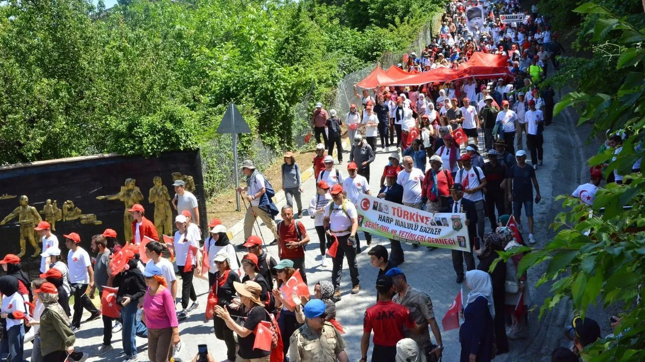 İstiklal Yolu Yürüyüşü’nde Acı Haber: Mahmut Demir Hayatını Kaybetti