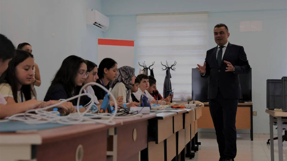 Kastamonu Dijital Kâşifler Projesi ile Geleceği Tasarlıyor