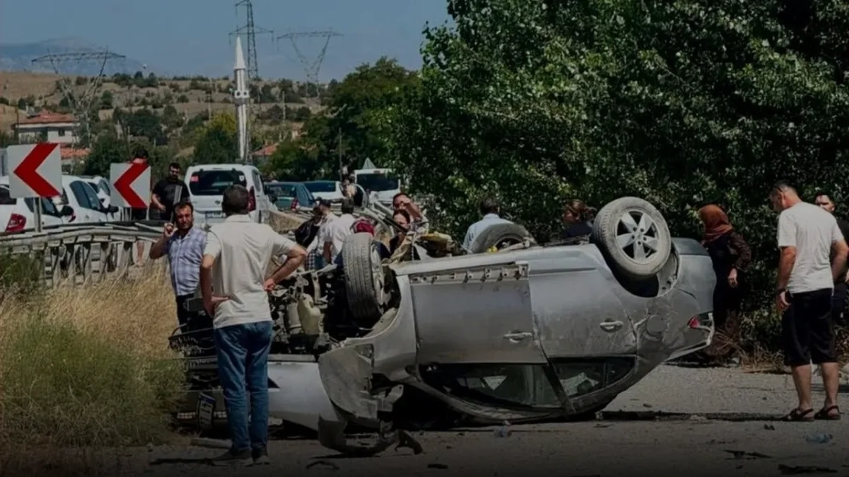 Tosya D100 Karayolunda Trafik Kazası: 6 Yaralı